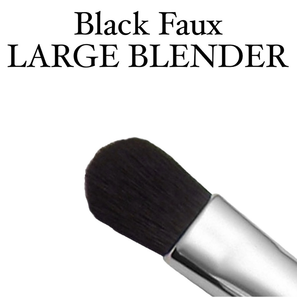 New - Large BLENDER Vegan Black Faux Cosmetic Makeup Brush, Cosmetics,